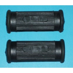 ESTRIBOS UNIVERSALES GRANDES 17mm. INTERIOR