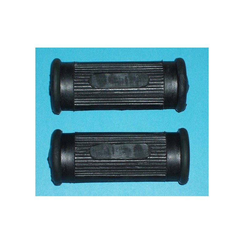 ESTRIBOS UNIVERSALES GRANDES 17mm. INTERIOR